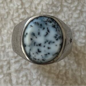 Tom Wood Cushion Signet Ring size 50 oval moss agate.